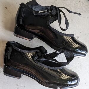 Girls Capezio Patent Leather Tap Shoes Sz 9M Tie